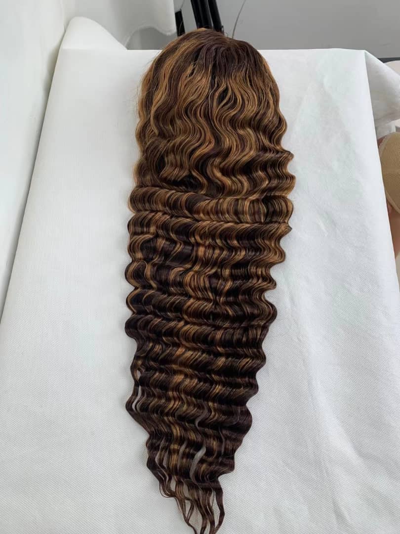 Highlighted Deepwave Transparent Lace Closure Wig, (180% Density)