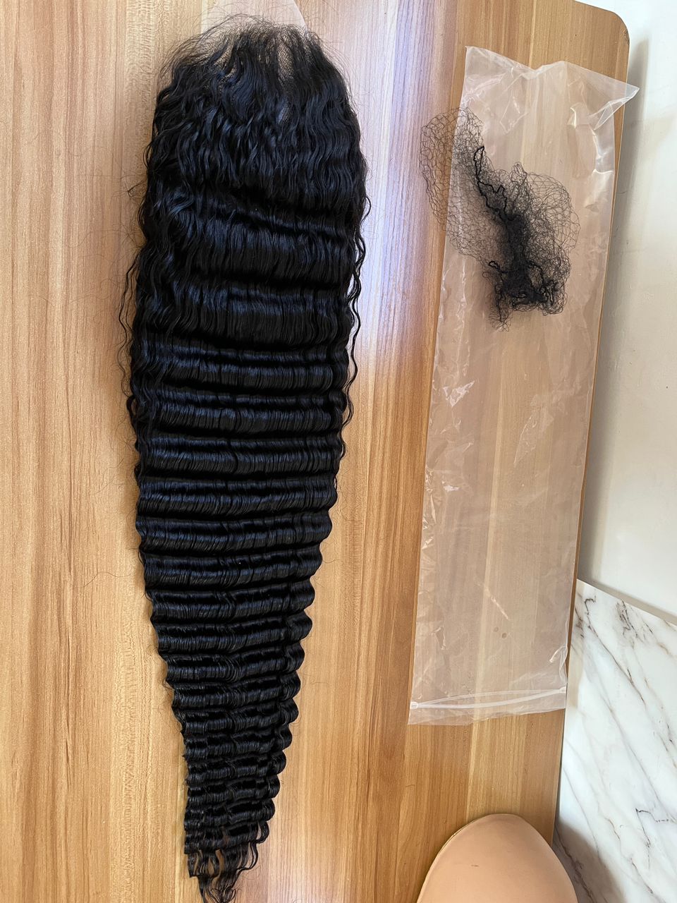 Deepwave Transparent Lace Closure Wig, (180% Density)