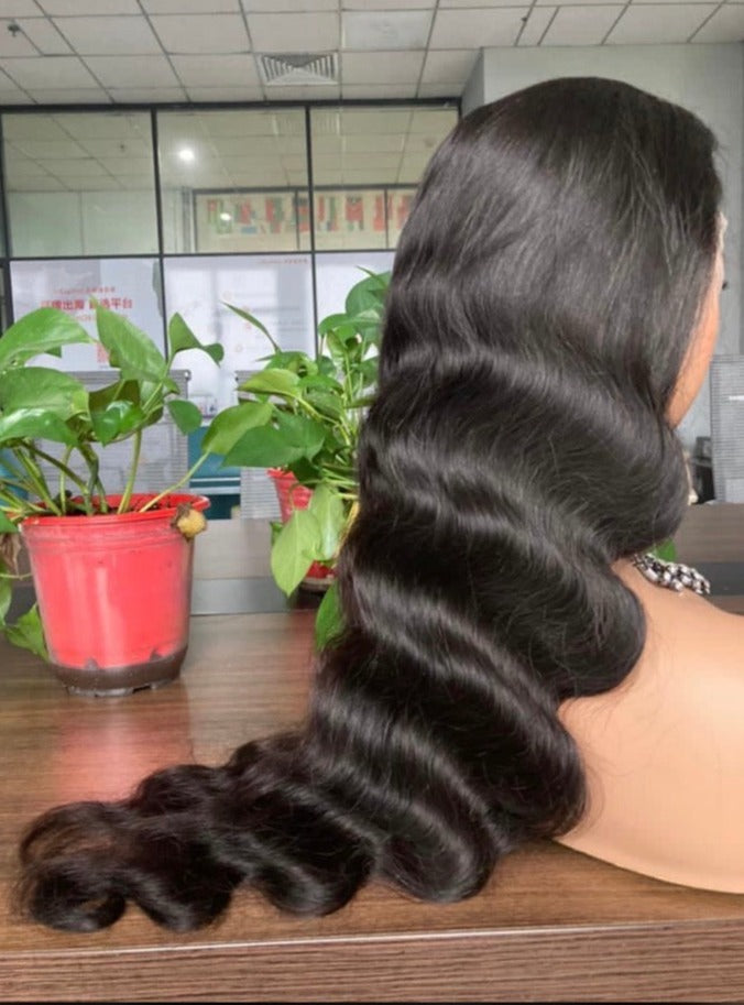 Bodywave Transparent Lace Closure Wig (180% Density)